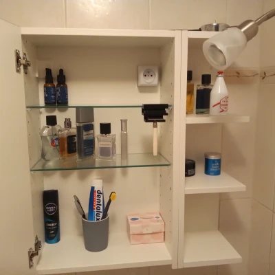 Giá đỡ dao cạo và lưỡi dao cạo IKEA Lillangen