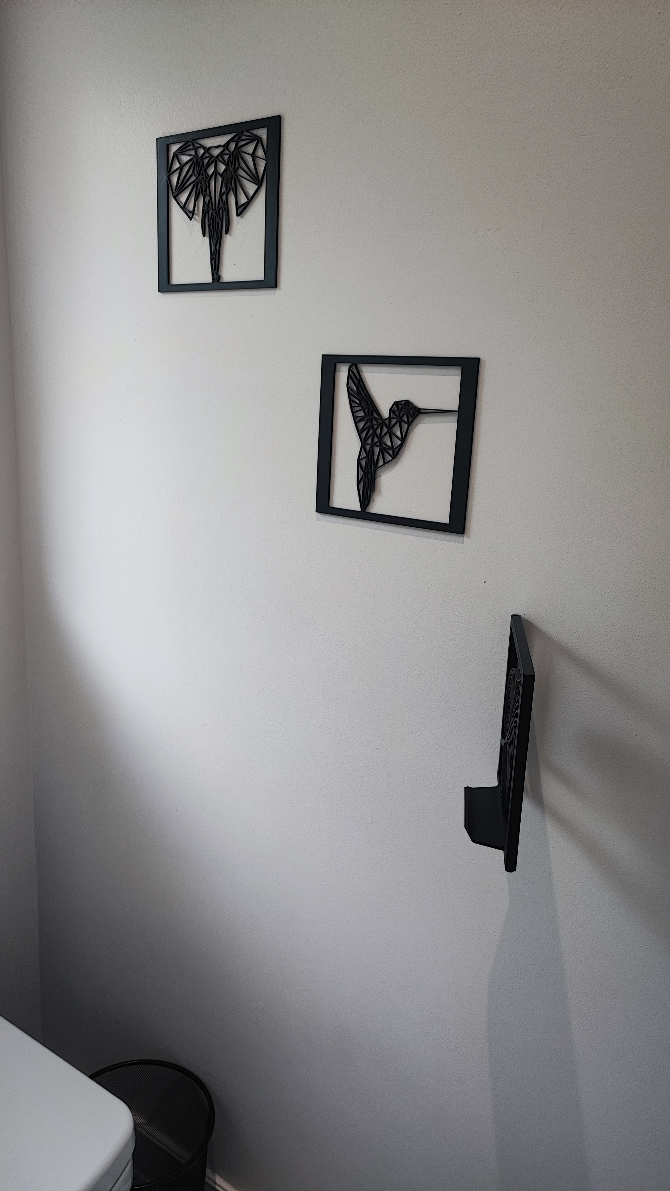 Giá Đỡ Điện Thoại Treo Tường Trang Trí Có Bản Lề