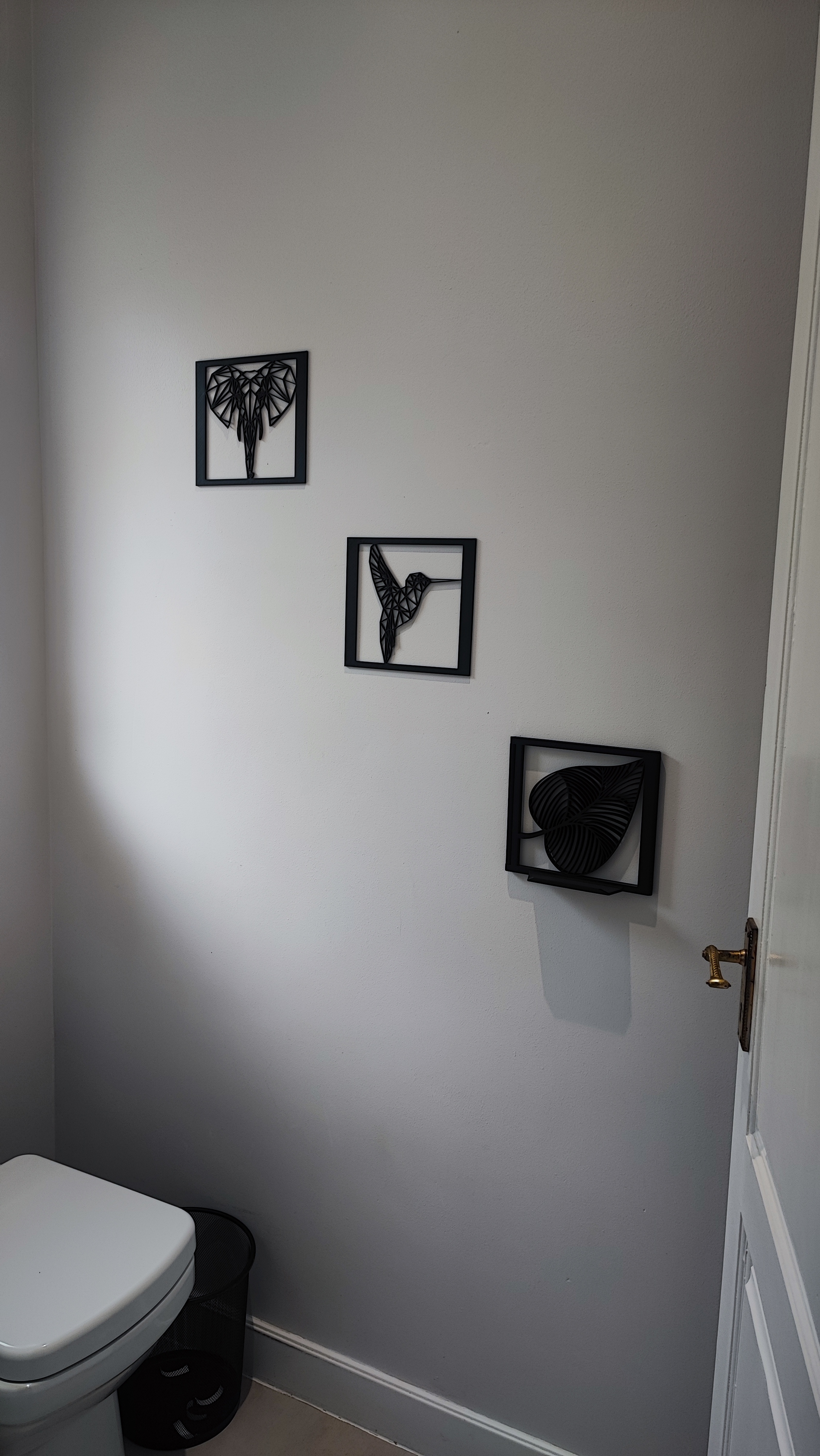 Giá Đỡ Điện Thoại Treo Tường Trang Trí Có Bản Lề