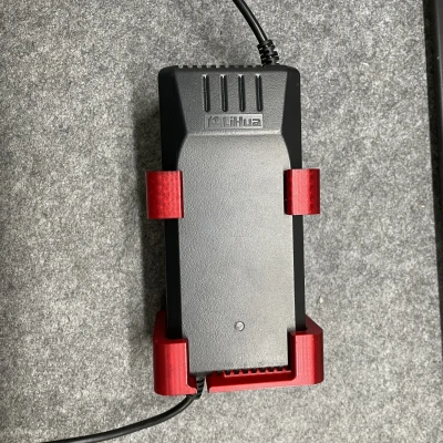 Giá Treo Tường Nguồn Lihua cho Xe Máy Điện