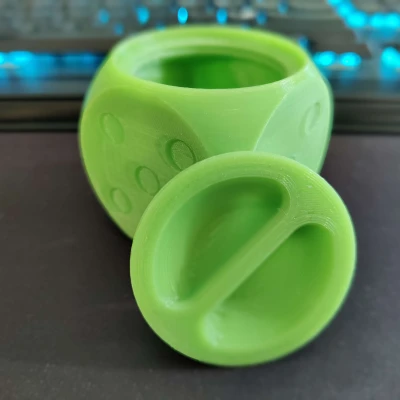 Hộp Đựng Xúc Xắc "Die Dice Box"