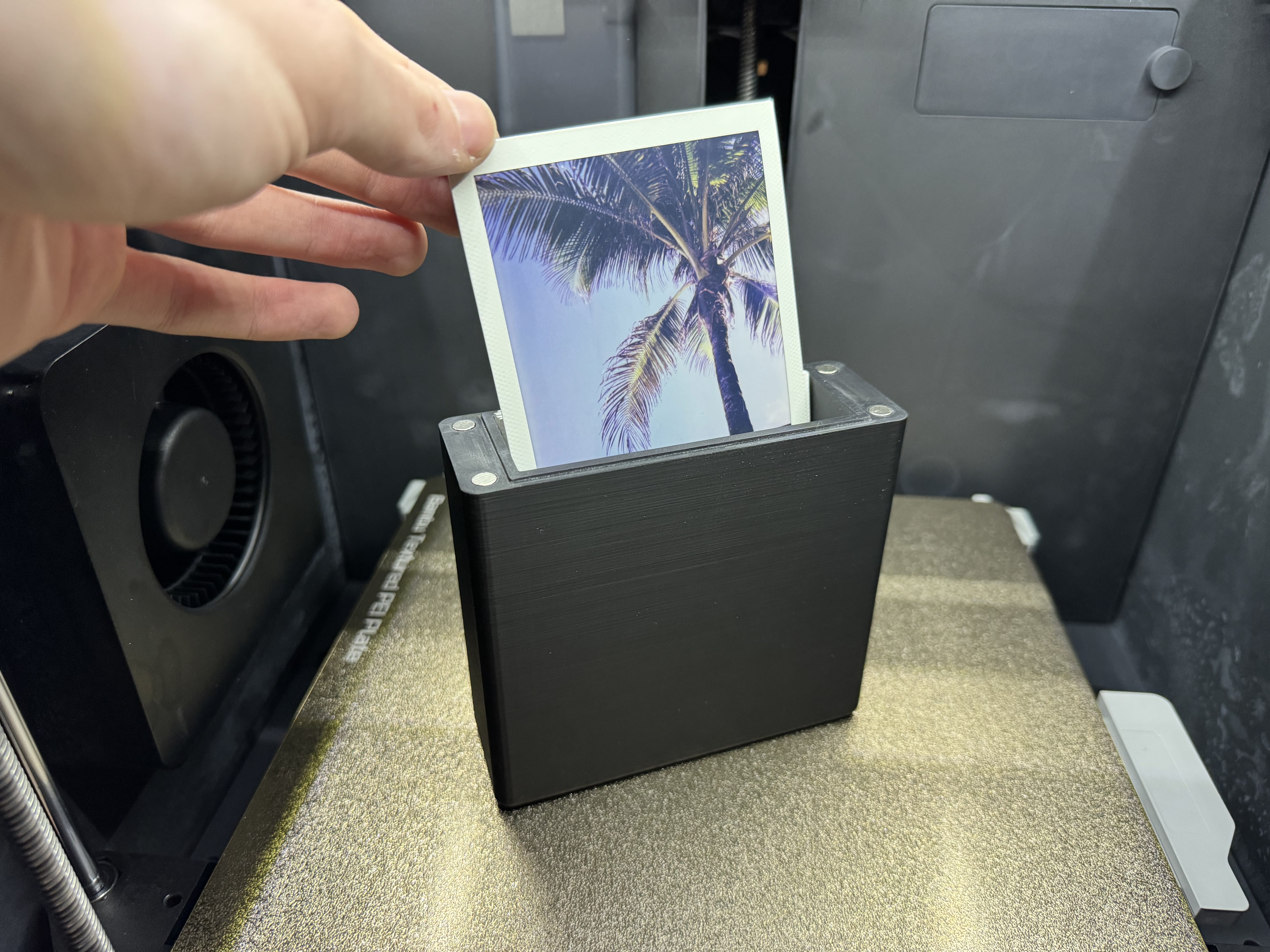 Hộp Đựng Polaroid (Có Nam Châm)