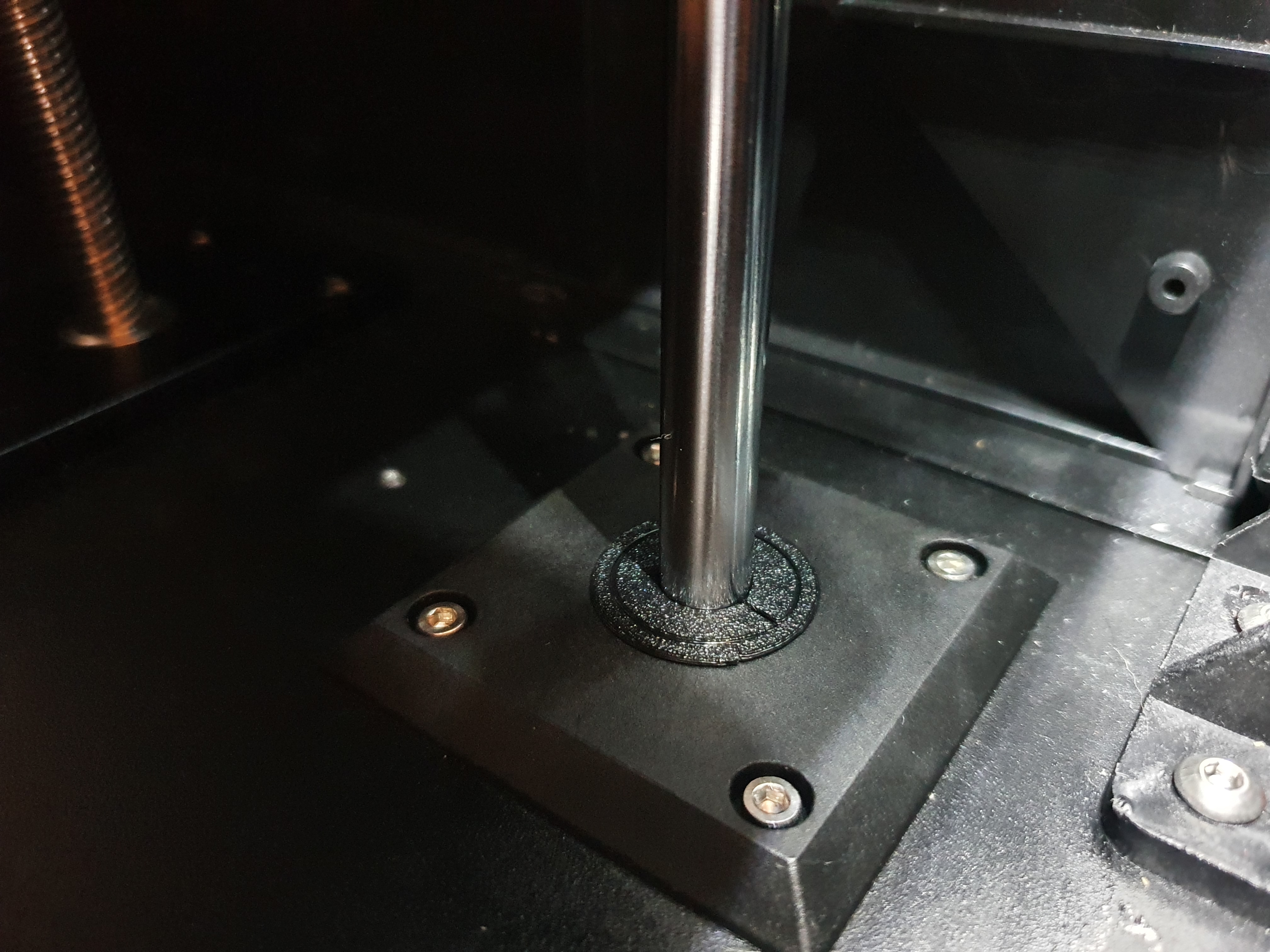 QIDI X-Max 3 Nắp che - Lỗ trục Z (lò xo)