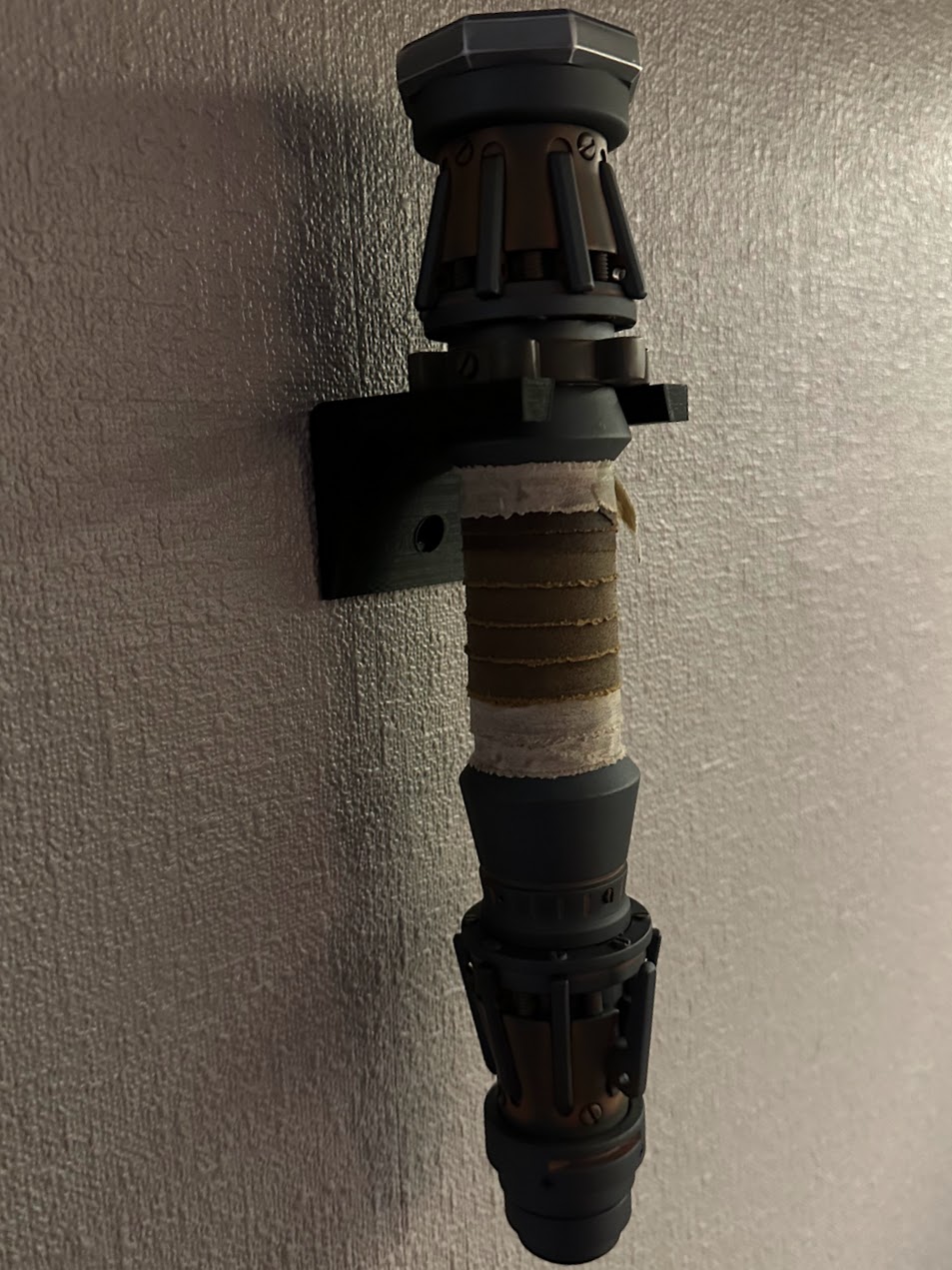 Giá Treo Kiếm Ánh Sáng Rey (Kiếm Kim Loại Galaxy's Edge)