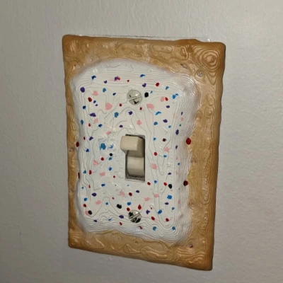 Ốp Công Tắc Đèn Hình Pop Tart