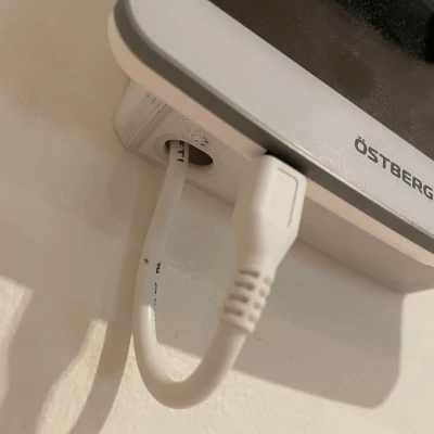 Giá treo tường màn hình Heru IQC Touch