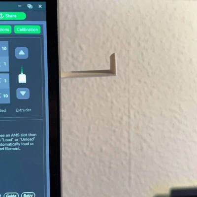 Móc Tai Nghe Đơn Giản Phía Sau Màn Hình