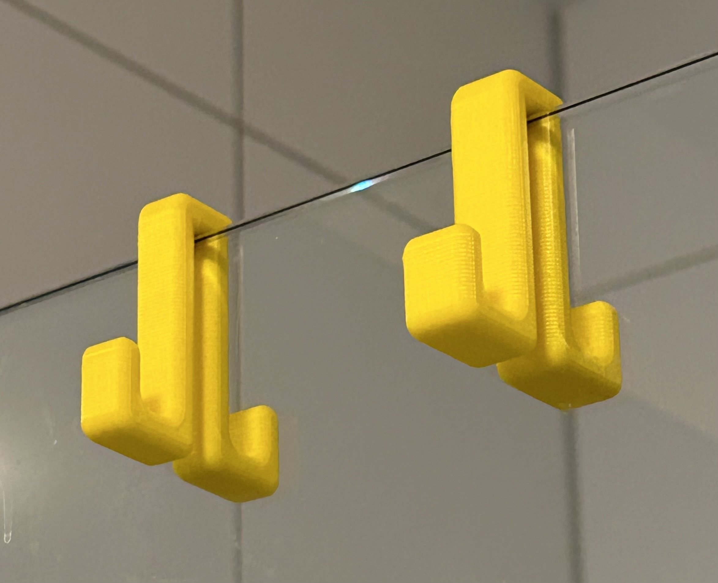 Móc Treo Kính Phòng Tắm