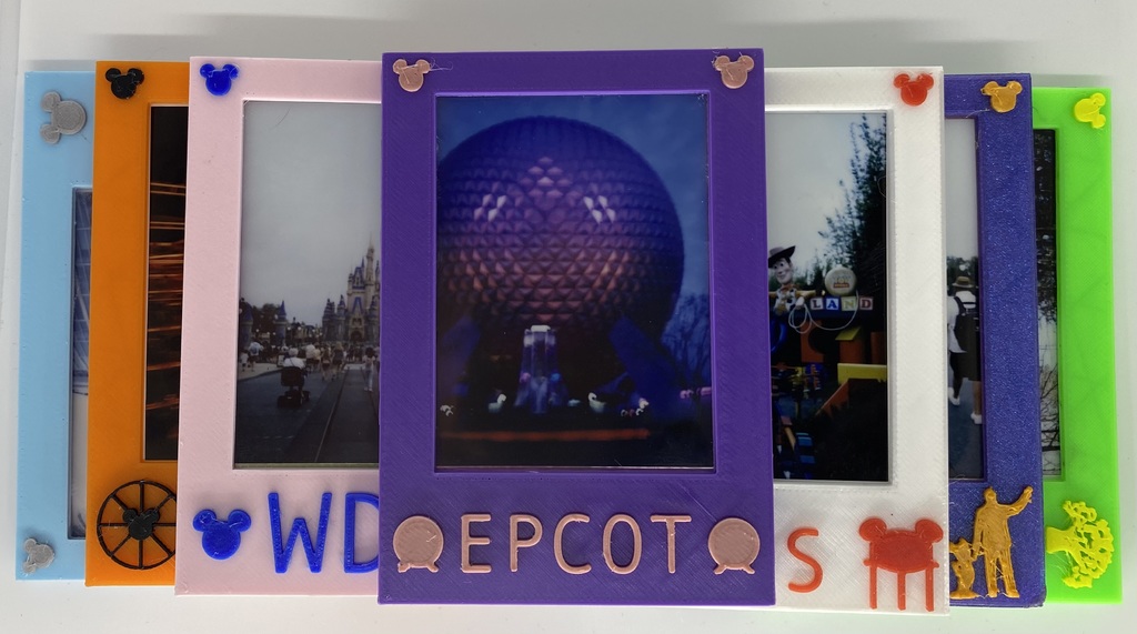 Khung Polaroid Công Viên Giải Trí