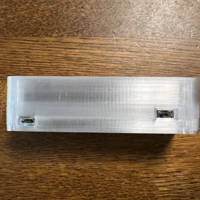 Vỏ case sạc Wemos 18650 (có nắp che công tắc do @LucusG thiết kế)