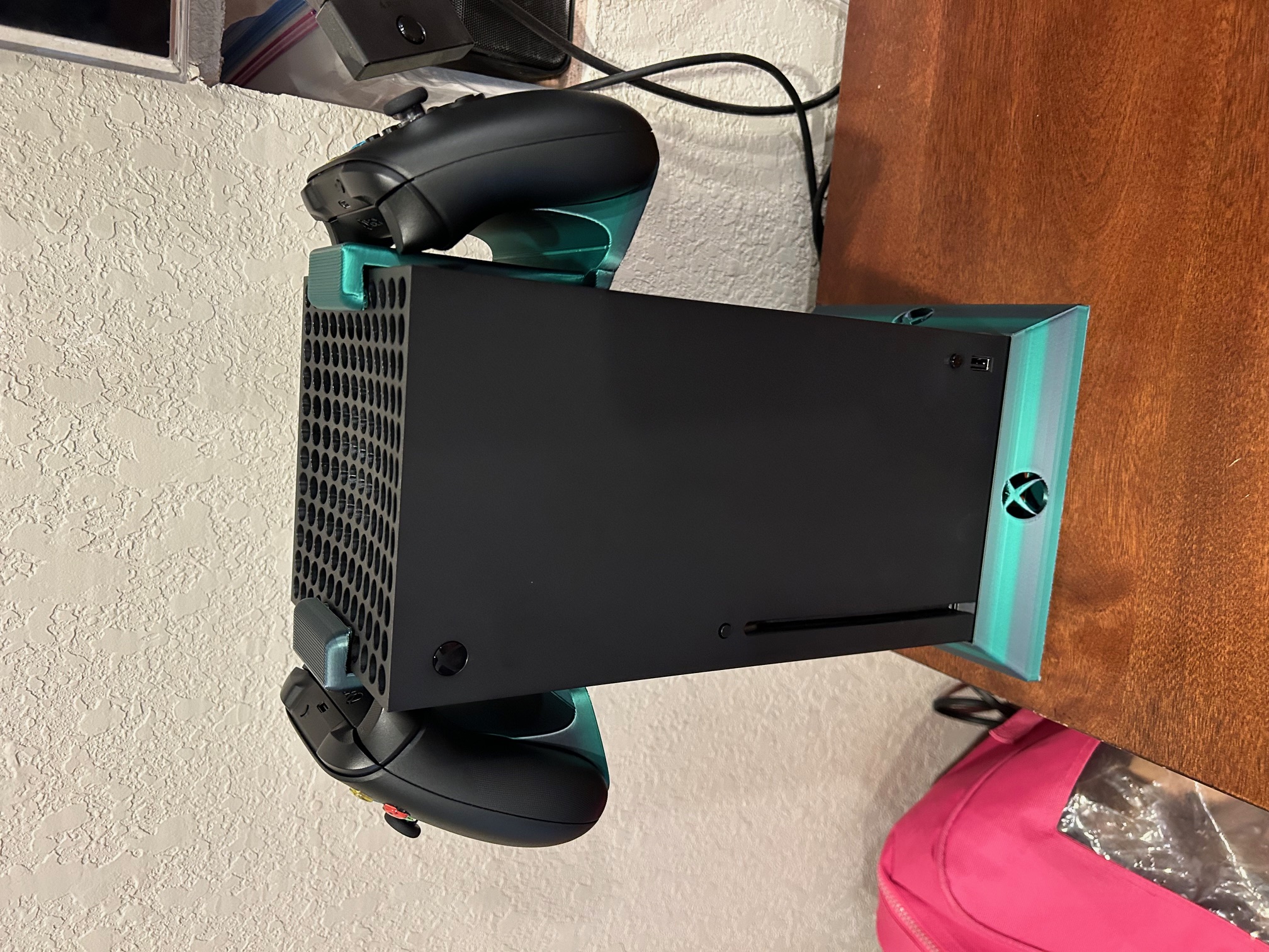 Giá đỡ tay cầm Xbox Series X