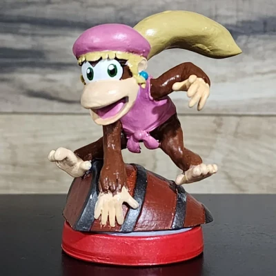 Bộ sưu tập Kong: Tượng Amiibo Funky Kong và Dixie Kong