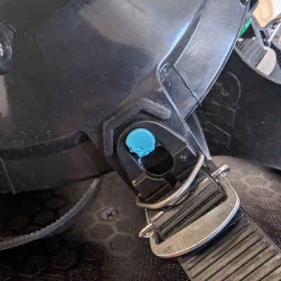 Chốt Giữ Dây Đeo Mặt Nạ 3M