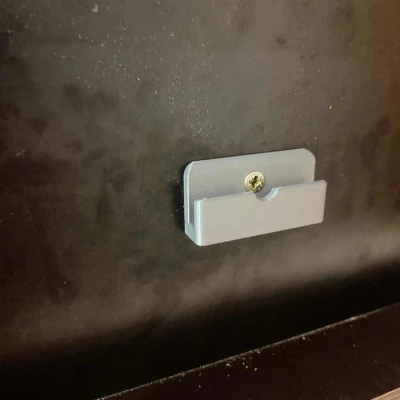 Đế Treo Cờ Lê Lên Tường