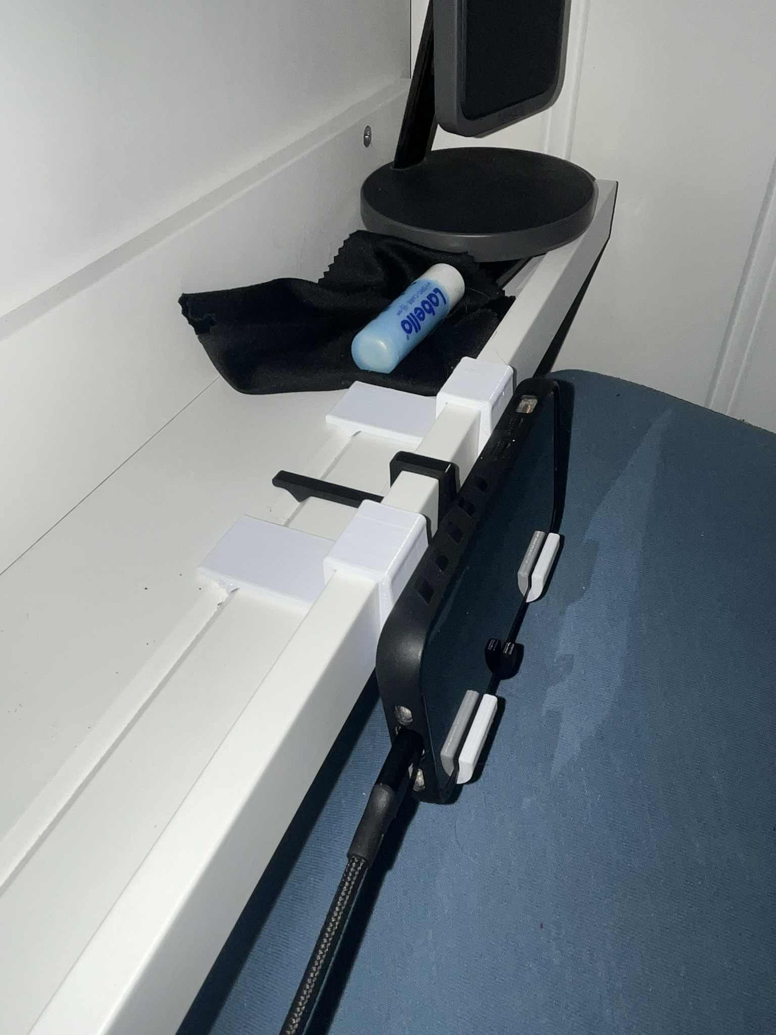 Giá Đỡ Điện Thoại Mosslanda