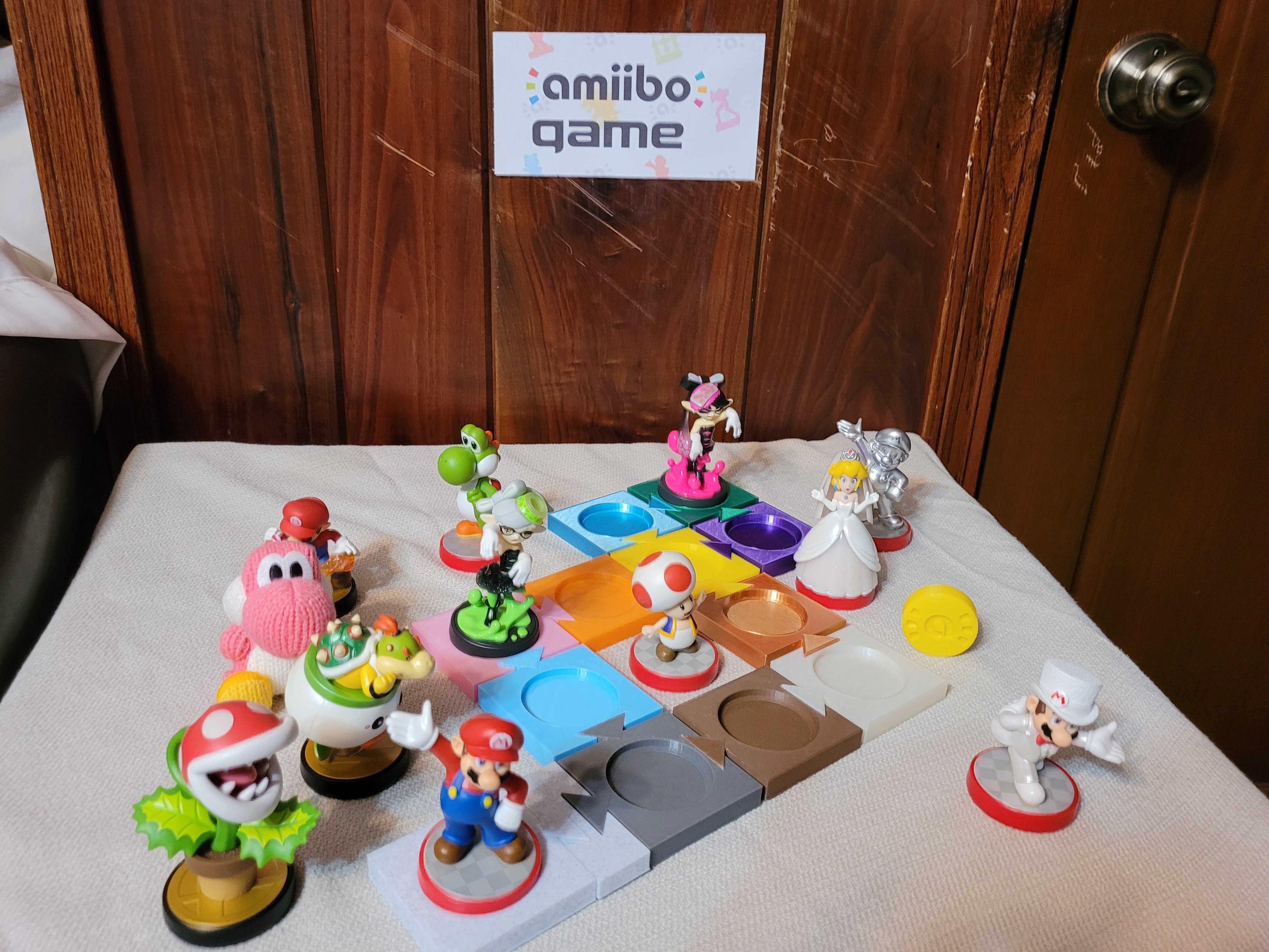 Bàn cờ/Giá trưng bày amiibo