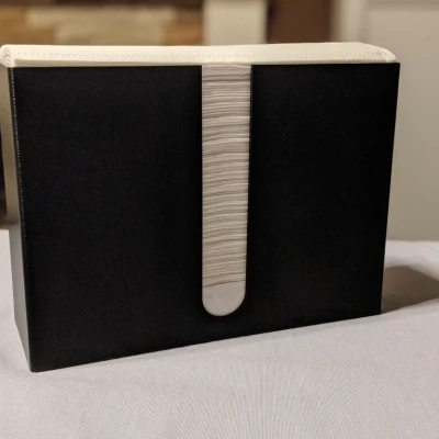 Hộp Đựng Khăn Giấy Gấp