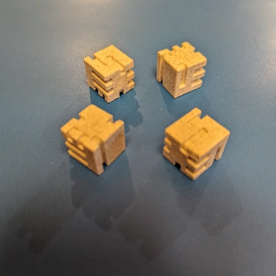 Xúc xắc sáu mặt có khe