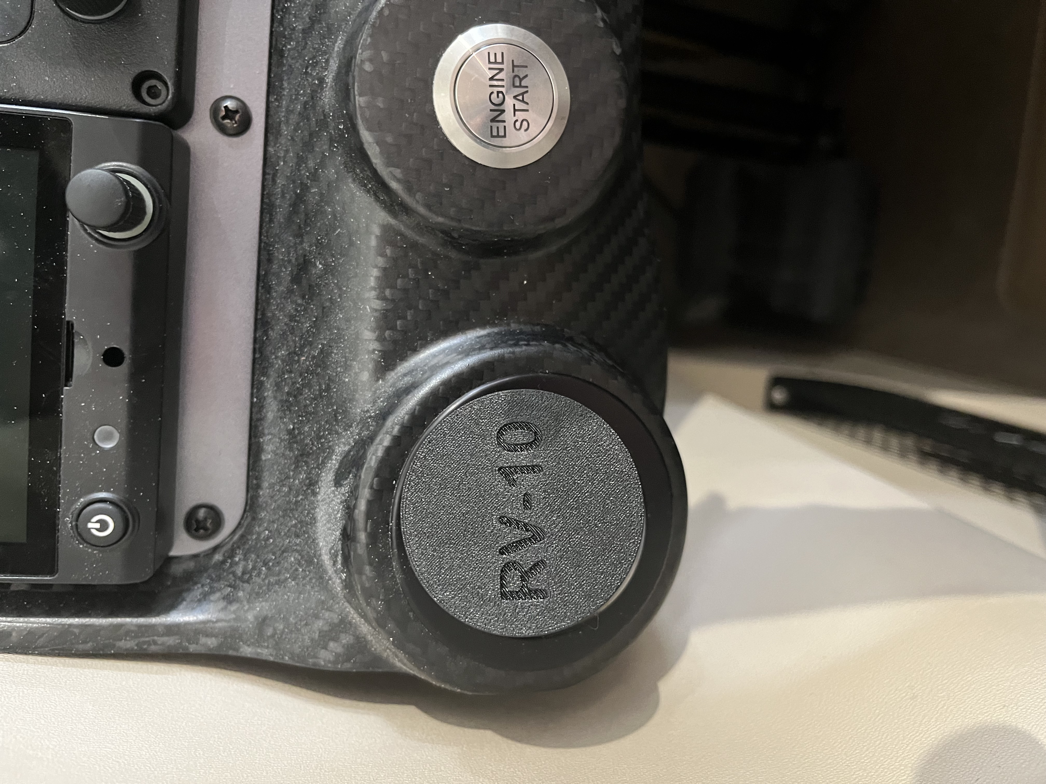 Chụp Che Lỗ Thông Hơi Máy Bay RV