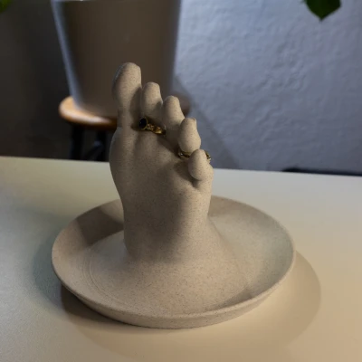 Đế Giữ Nhẫn Hình Bàn Chân