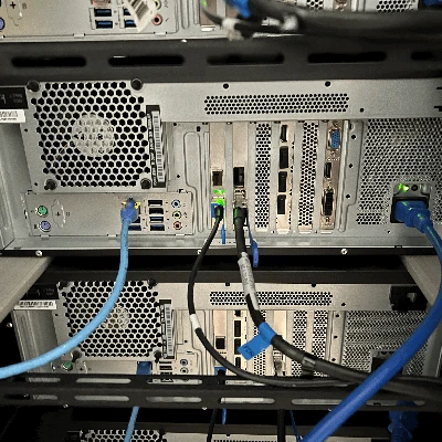 Kệ Rack Cho Máy Lenovo P520