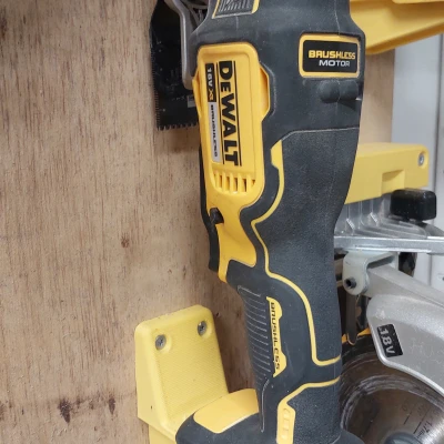 Giá đỡ dụng cụ Dewalt nằm ngang