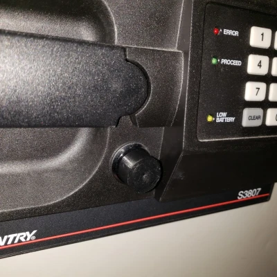 Nắp Khóa Ống Đẩy Sentry Safe 14mm