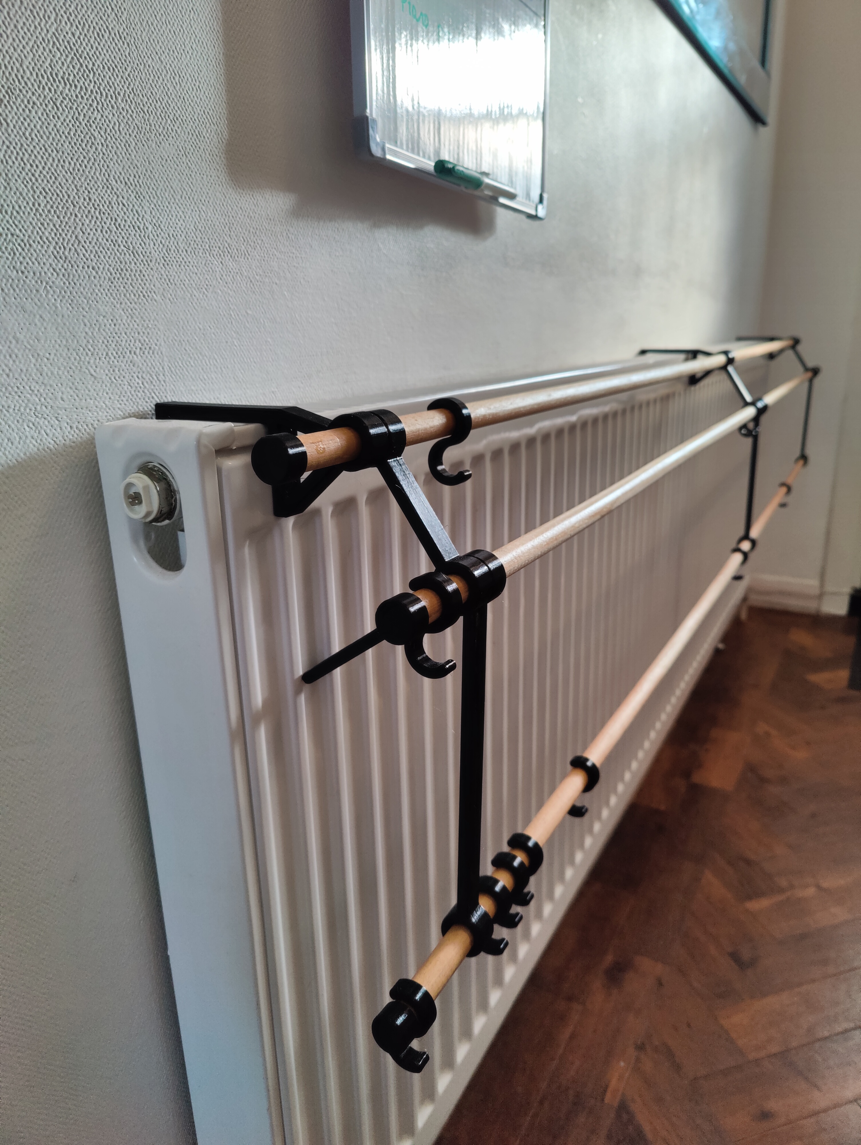 Giá Treo Quần Áo Tản Nhiệt Modul Có Móc