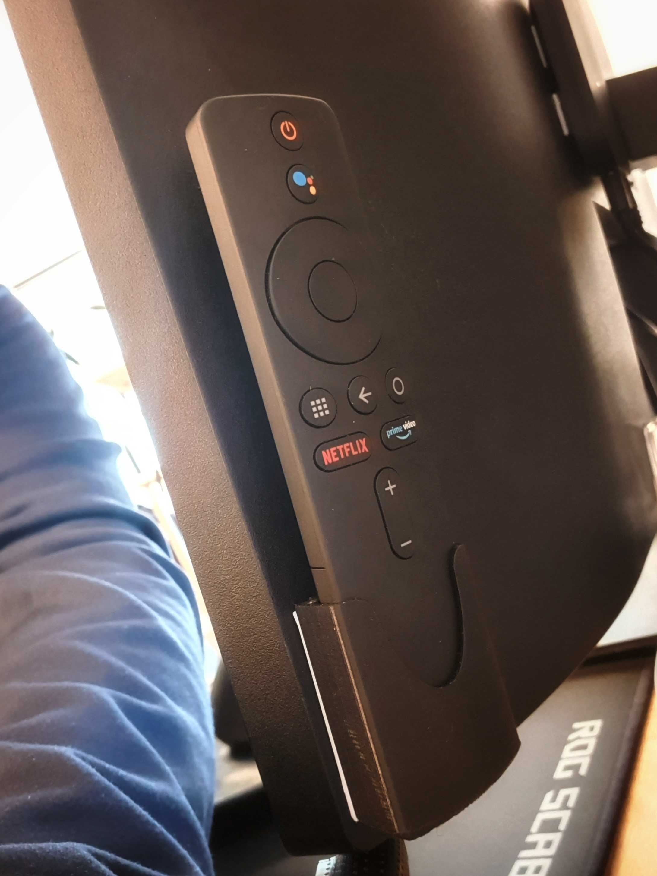 Kệ giữ remote Xiaomi Mi Box 4K