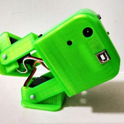 Robot hai chân Tito