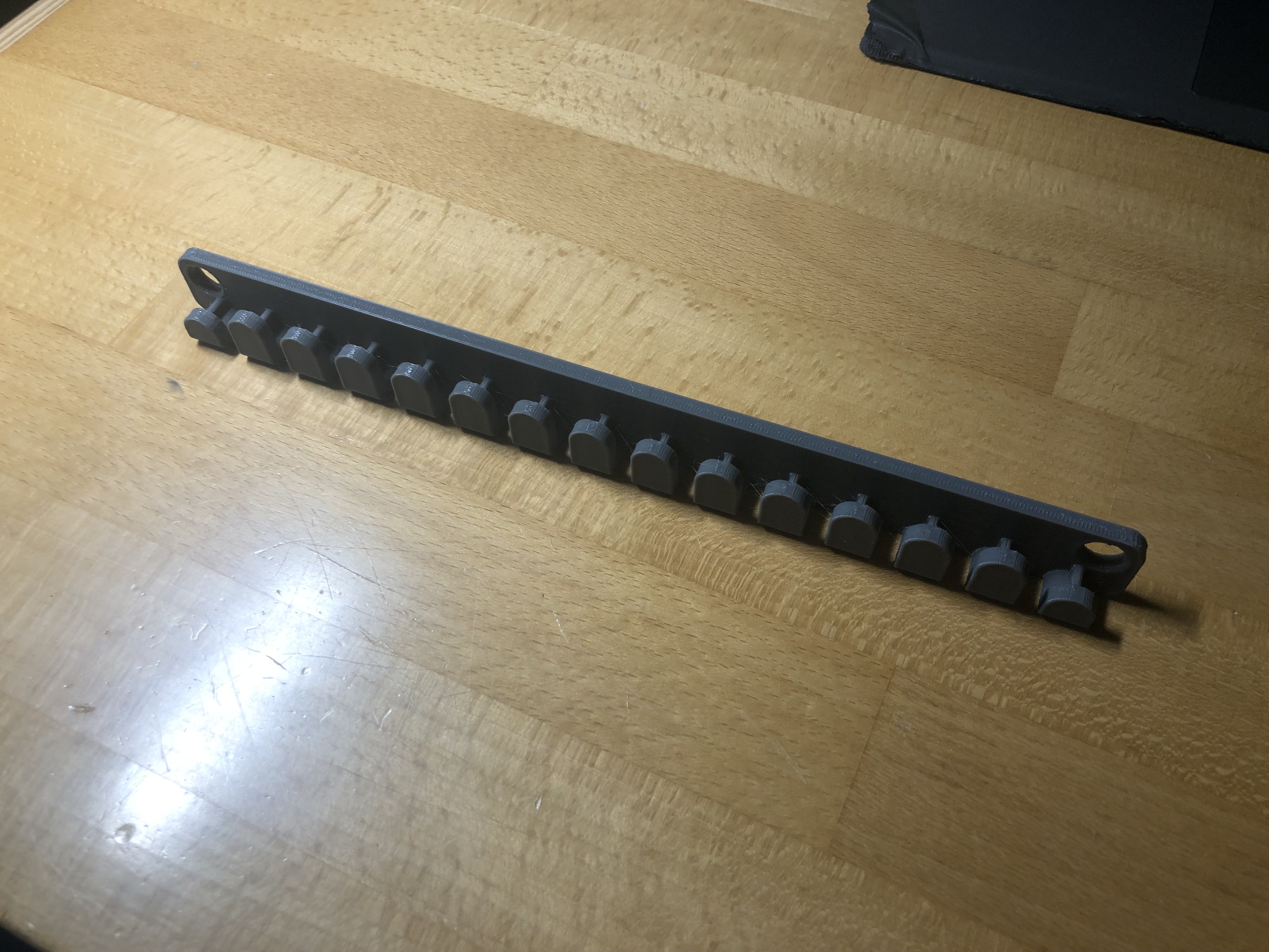 Giá Đỡ Cáp Cho Kệ Ikea Ivar (Cáp USB)