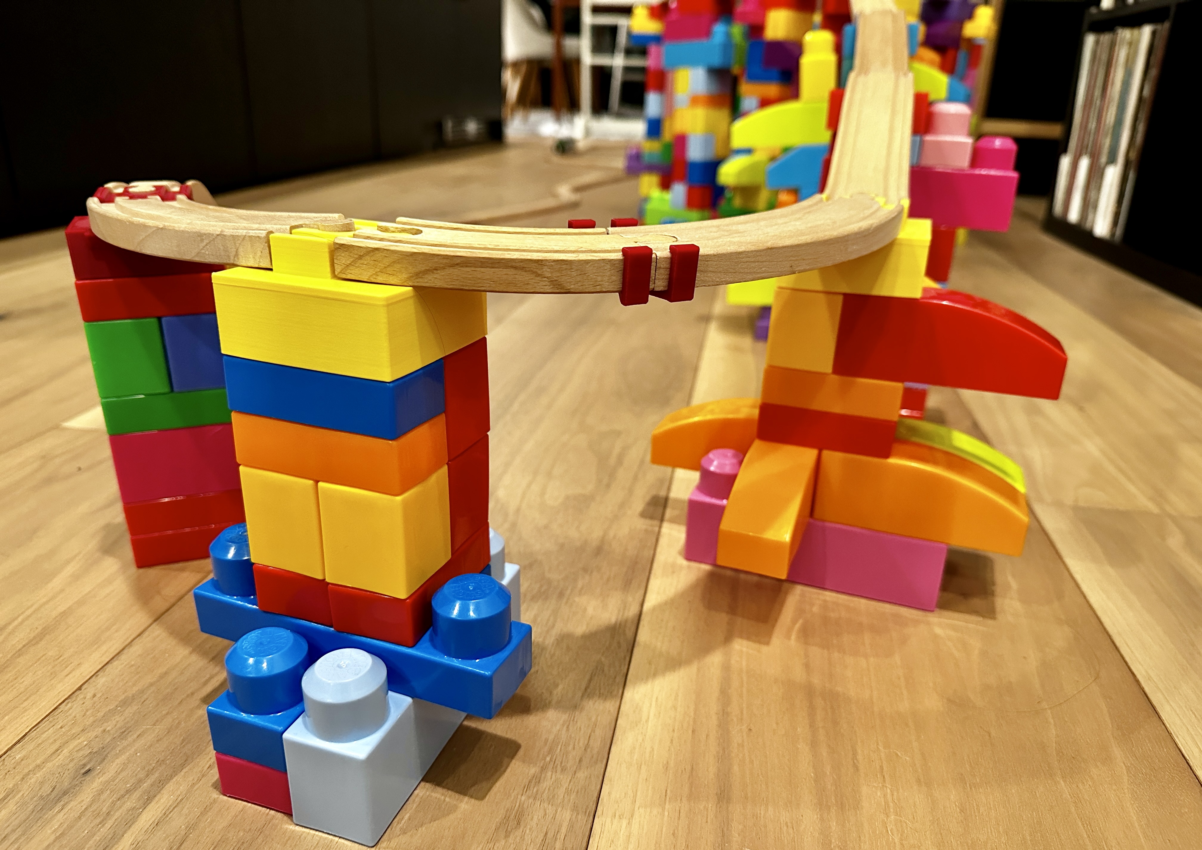 Brio Wooden Train Track Supportless Bridge Span - Cầu Gỗ Xe Lửa Không Cần Trụ