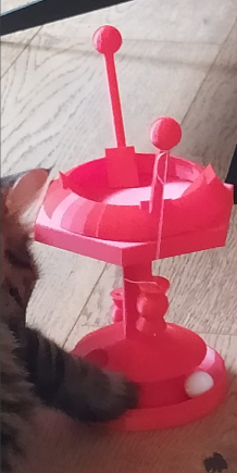 Đồ Chơi Cho Mèo Ba Lần Xoay Vòng!