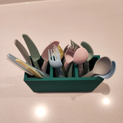 Hộp Đựng Bộ Dao Nĩa Cho Em Bé IKEA