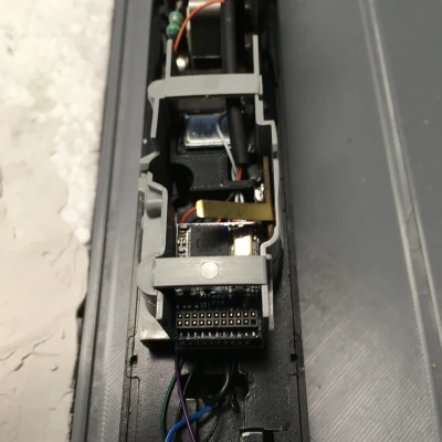 Đế Gắn Decoder & Hộp Loa Cho Marklin E151