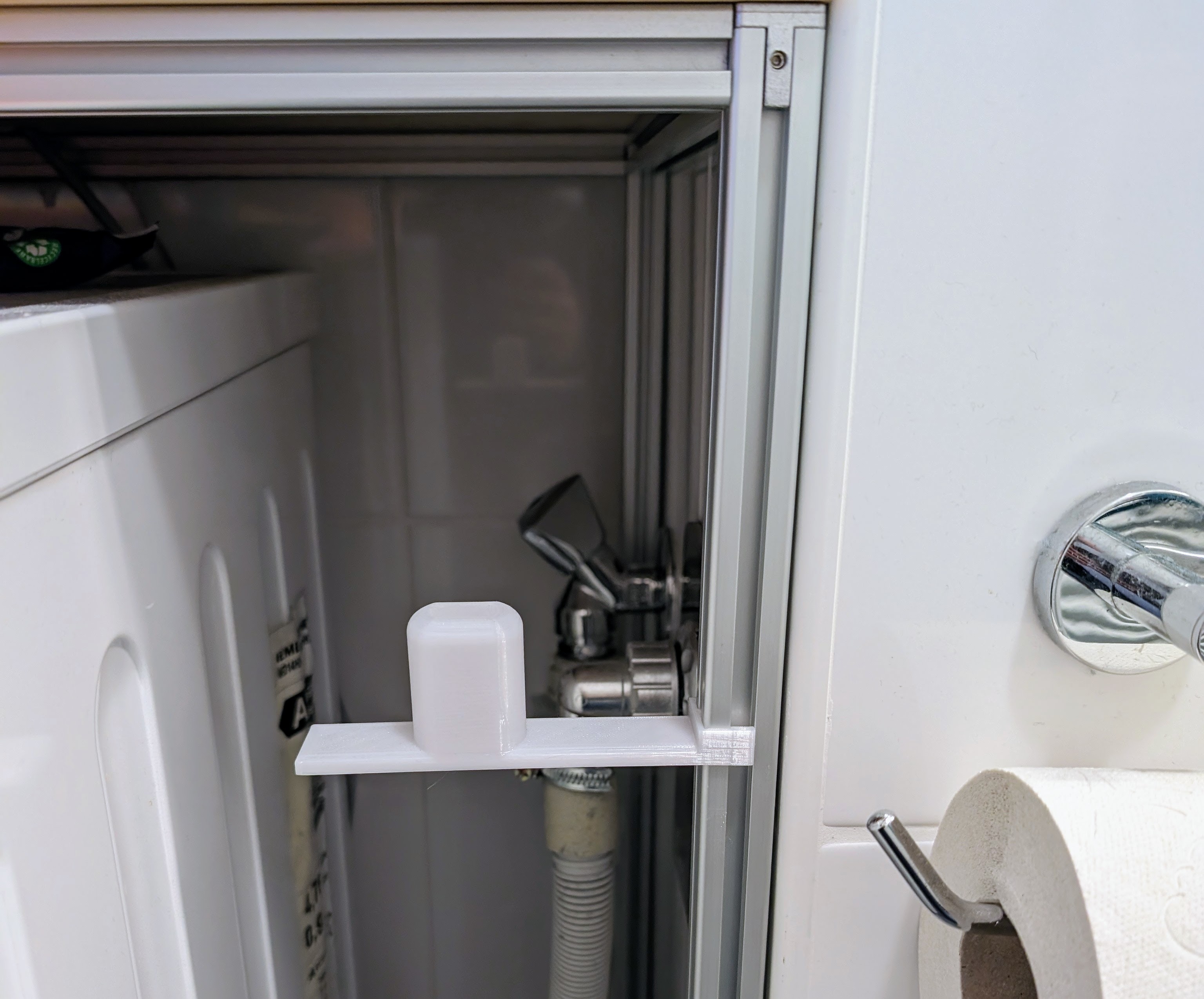 Kệ Đựng Giấy Vệ Sinh Dự Phòng