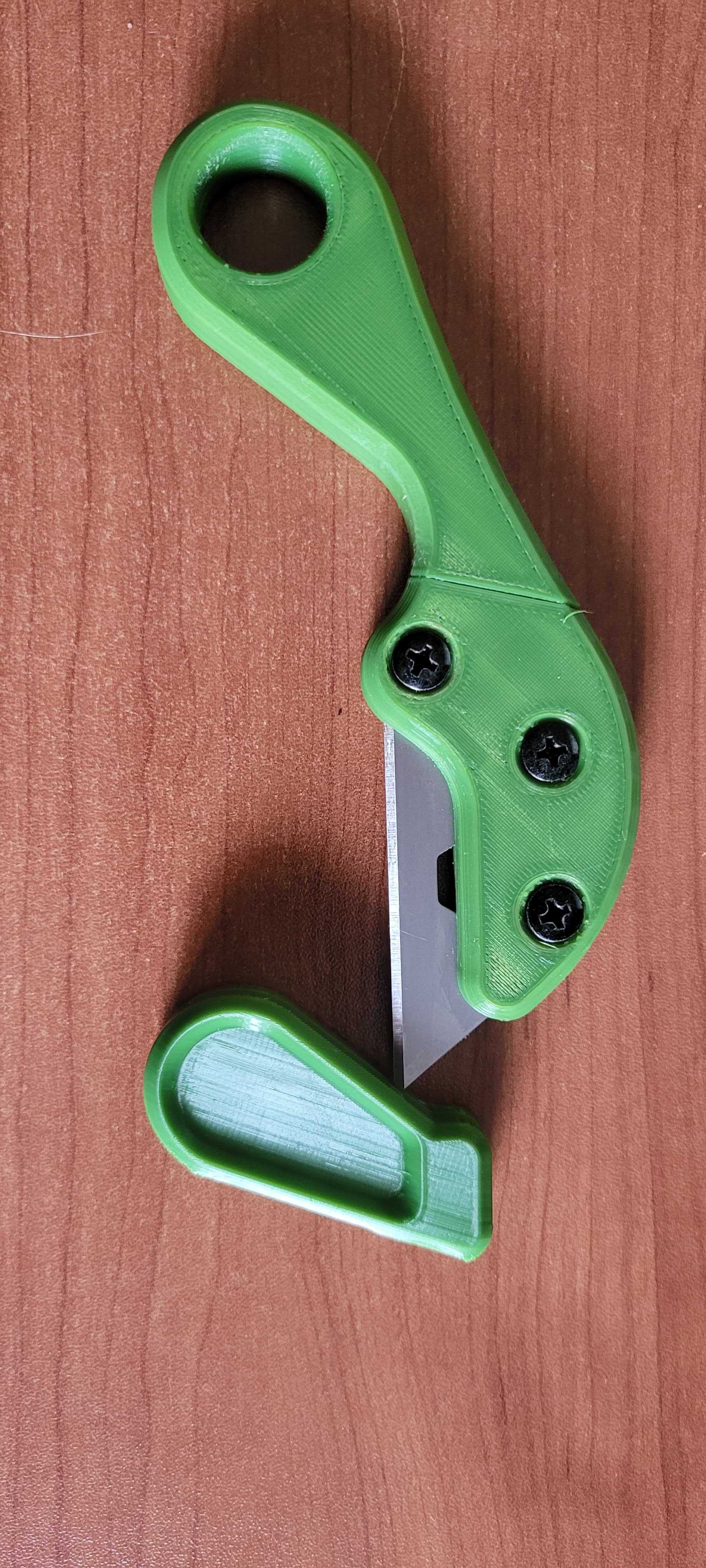 Makers Edge - Dao Rọc Giấy Có Vỏ Bảo Vệ