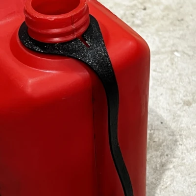 Kẹp giữ nắp bình xăng Jerry