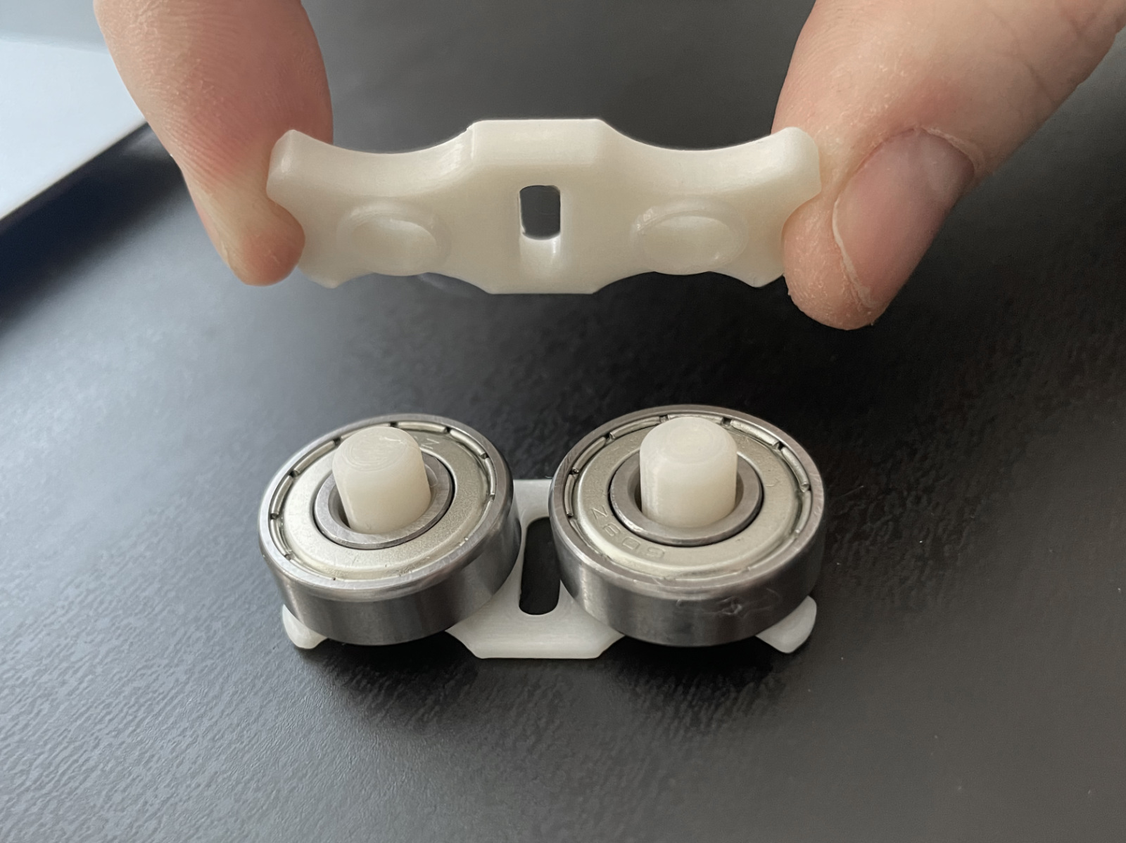 Dụng cụ vệ sinh vòng bi ván trượt