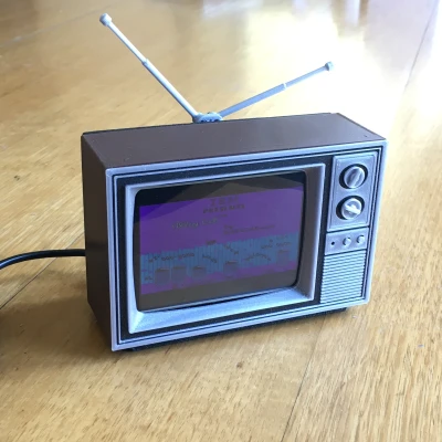Vỏ TV Retro cho Raspberry Pi
