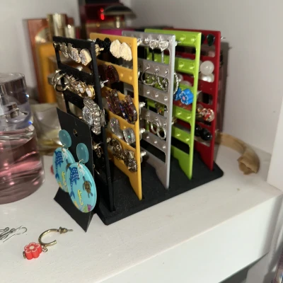 Kệ Đựng Bông Tai Trang Sức Đẹp Mắt