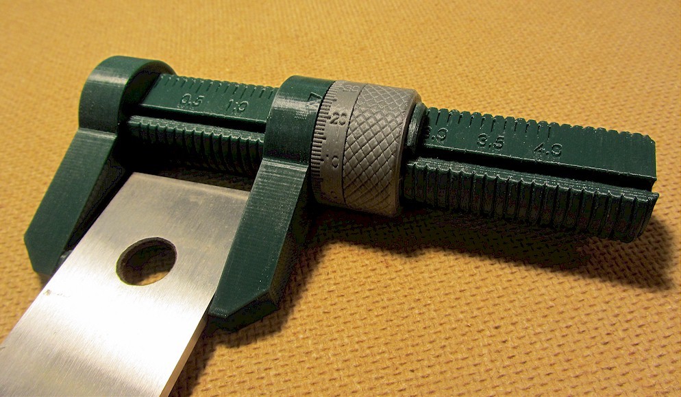 Thước cặp Vernier Dial 0-4"/100mm