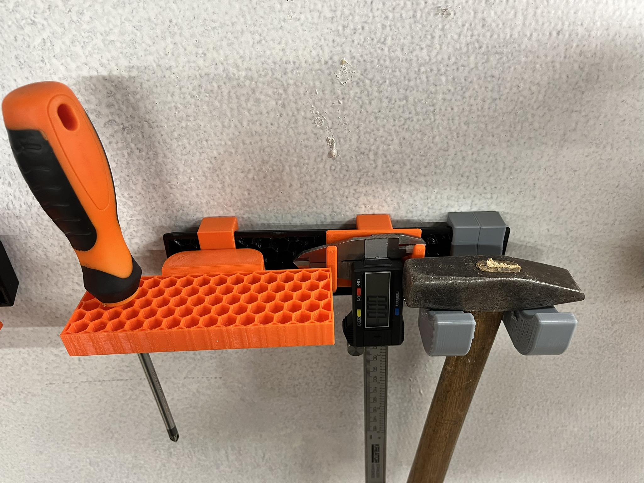 Giá Đựng Đa Năng Cho Các Loại Dụng Cụ