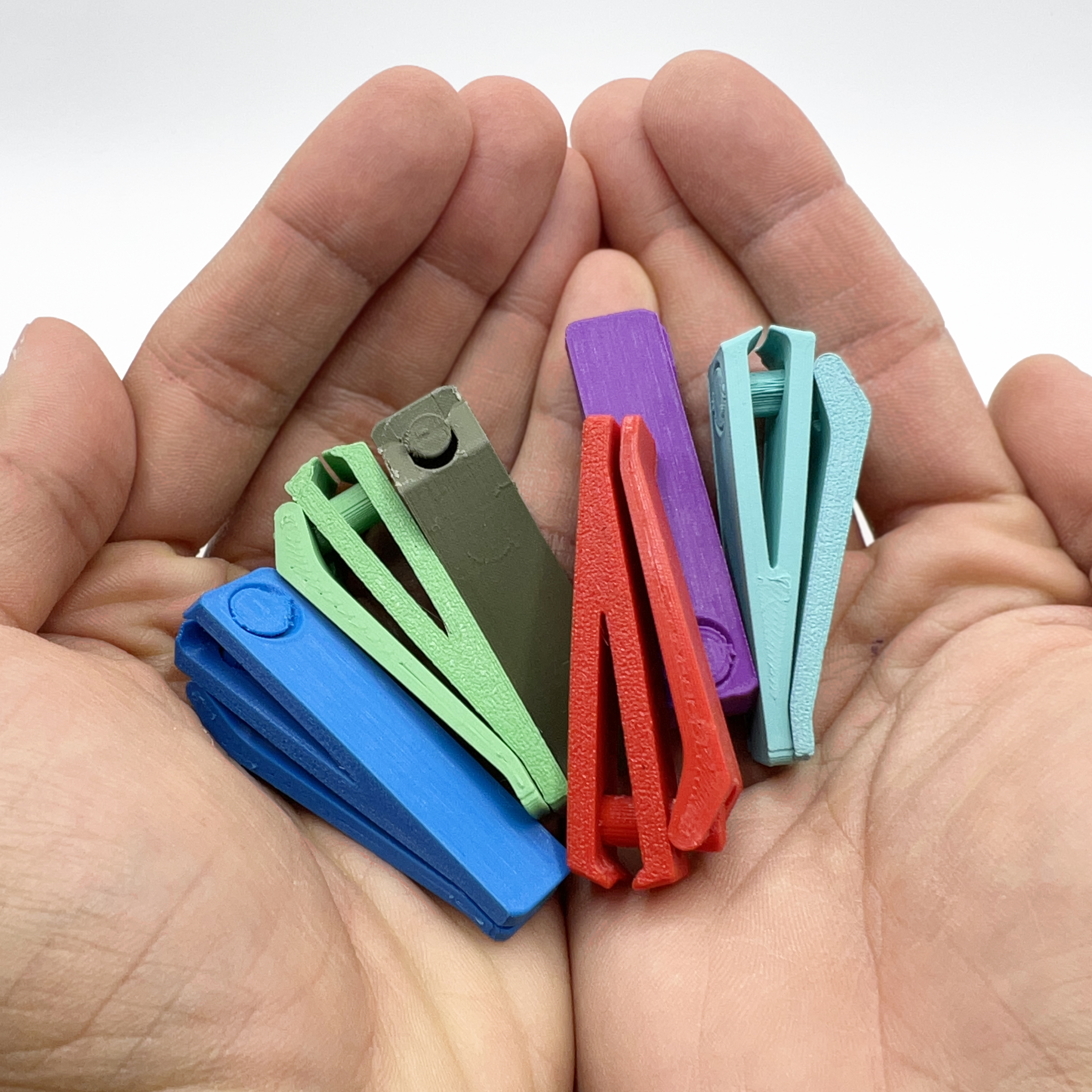 Cái dũa móng tay vô dụng nhất thế giới