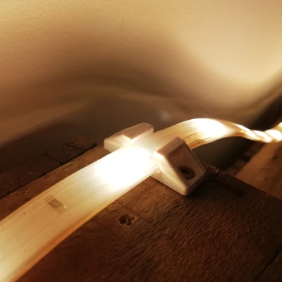 Kẹp Philips Hue LightStrip+
