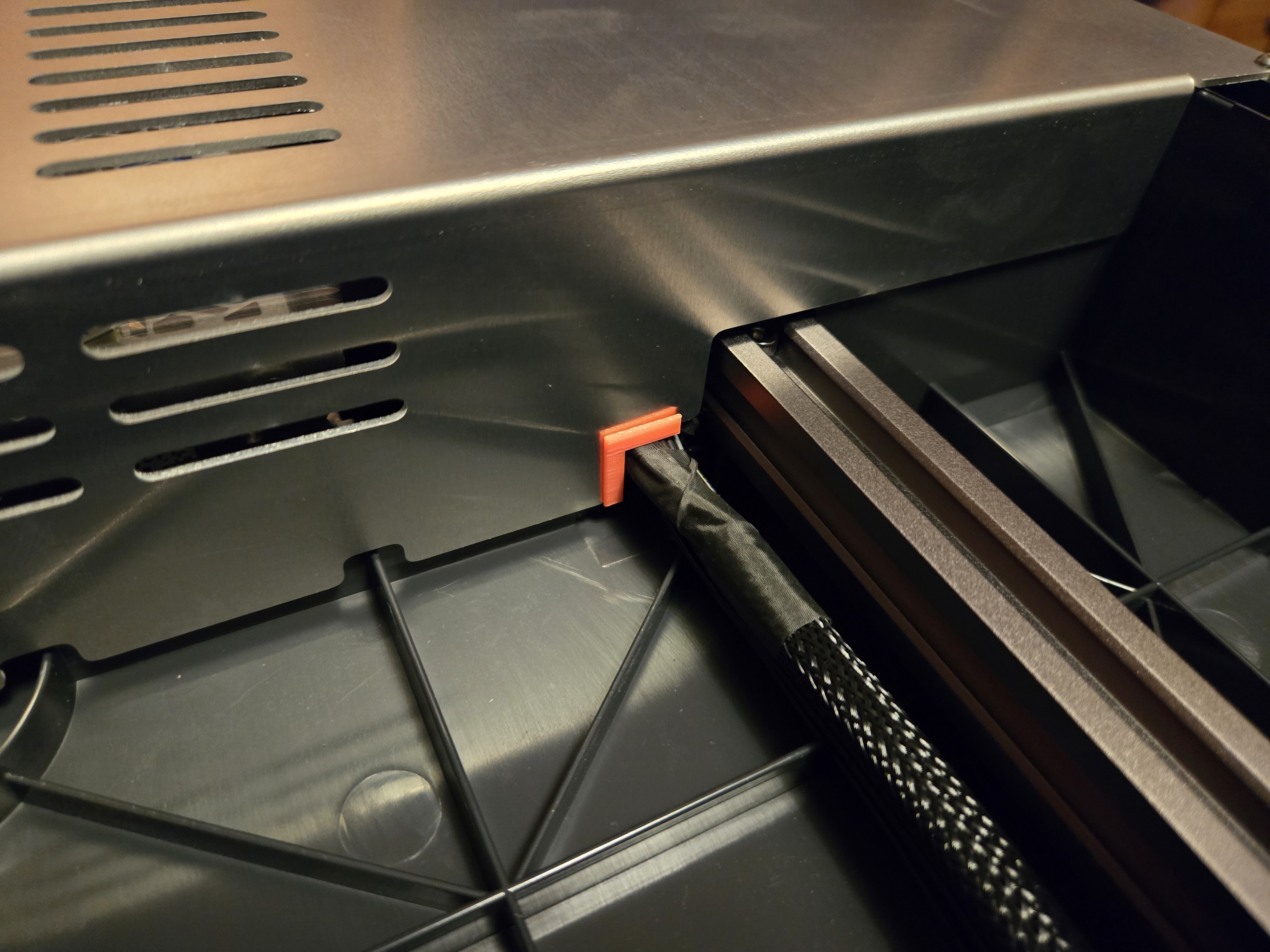 Phụ kiện Tấm kim loại tiết kiệm dây Sovol SV08