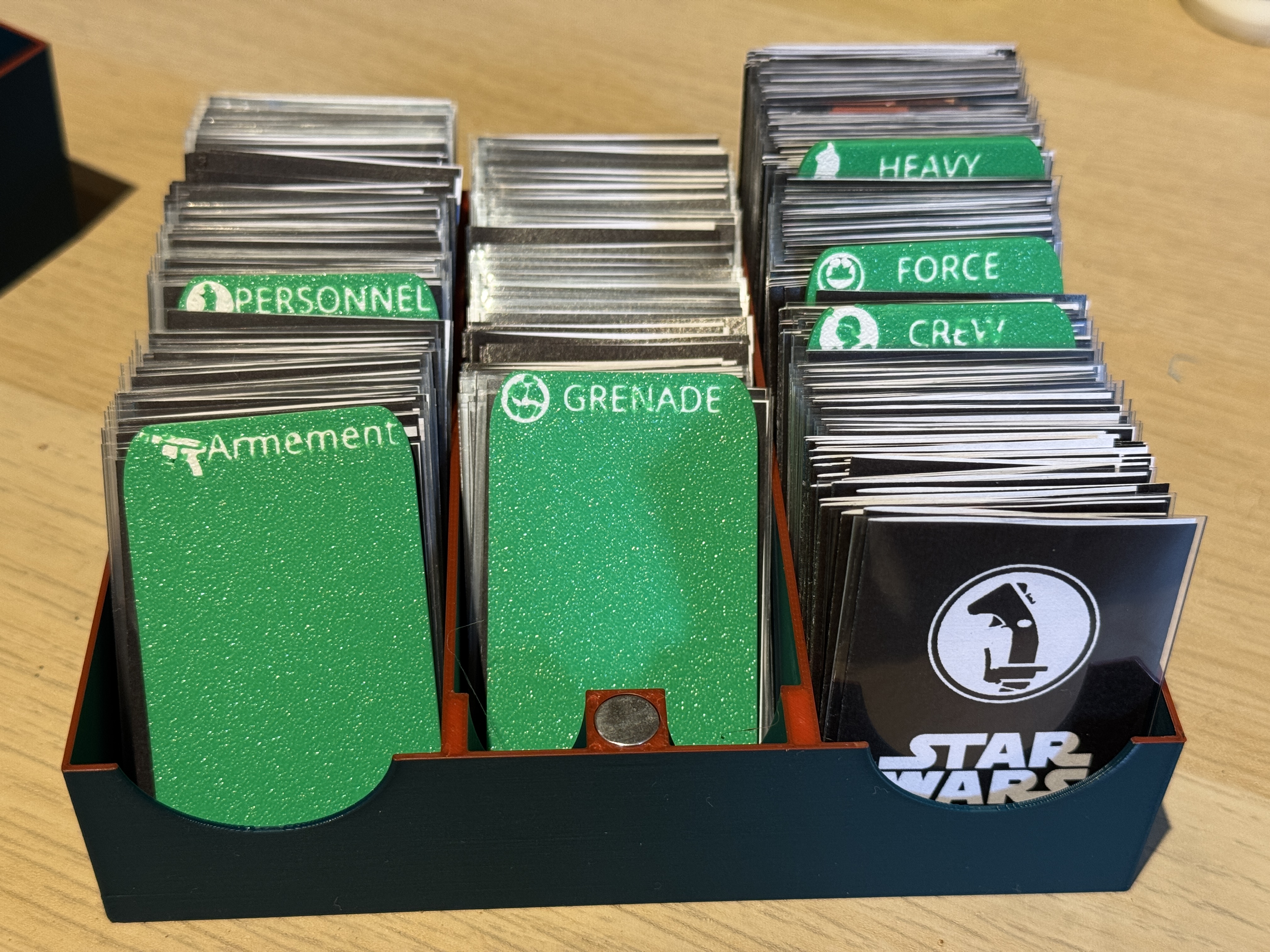 Hộp Đựng Thẻ Nâng Cấp Star Wars Legion