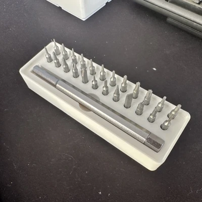 Giá đỡ tua vít chính xác Gridfinity