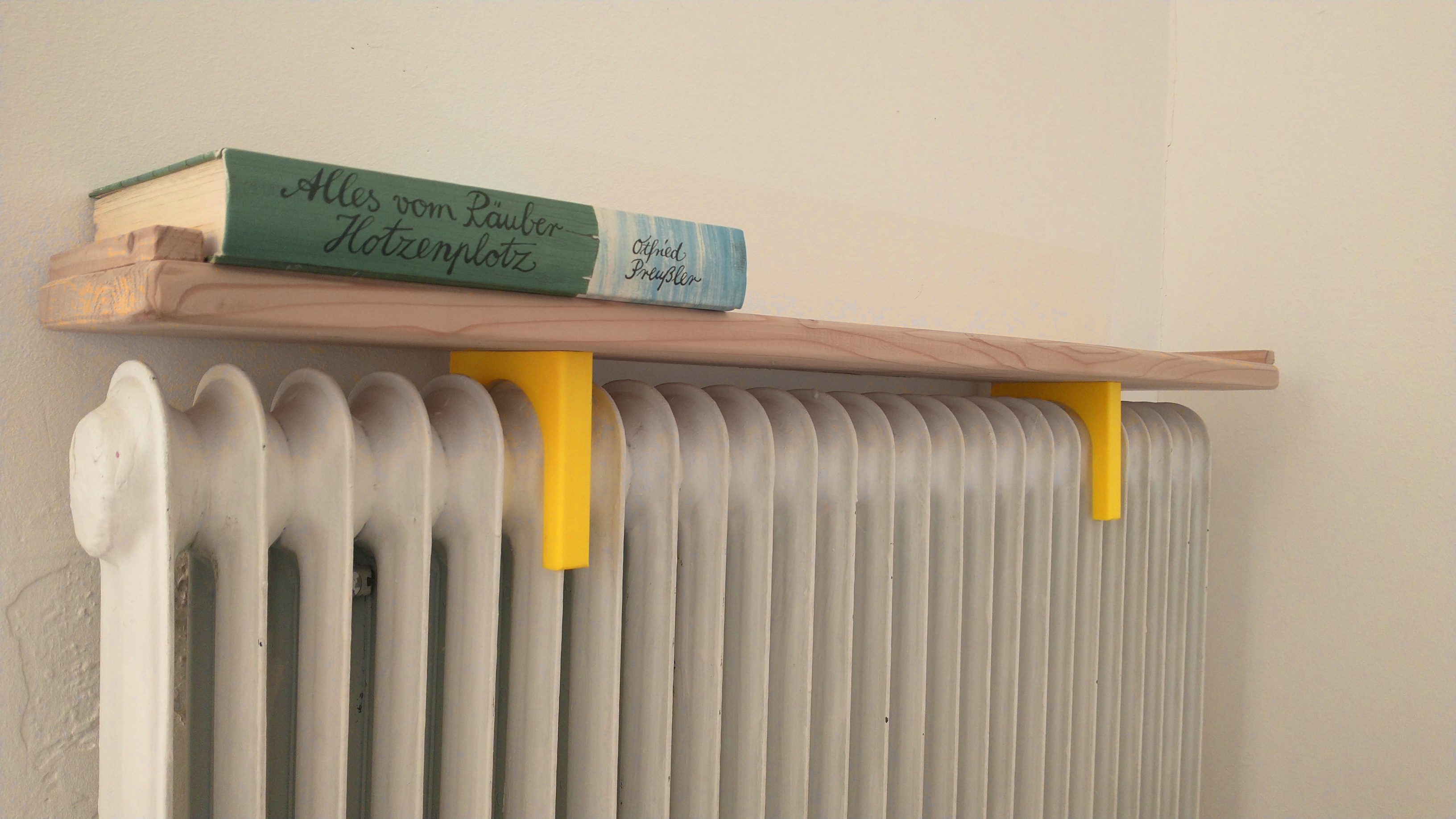 Pát Gắn Kệ Lên Dàn Sưởi