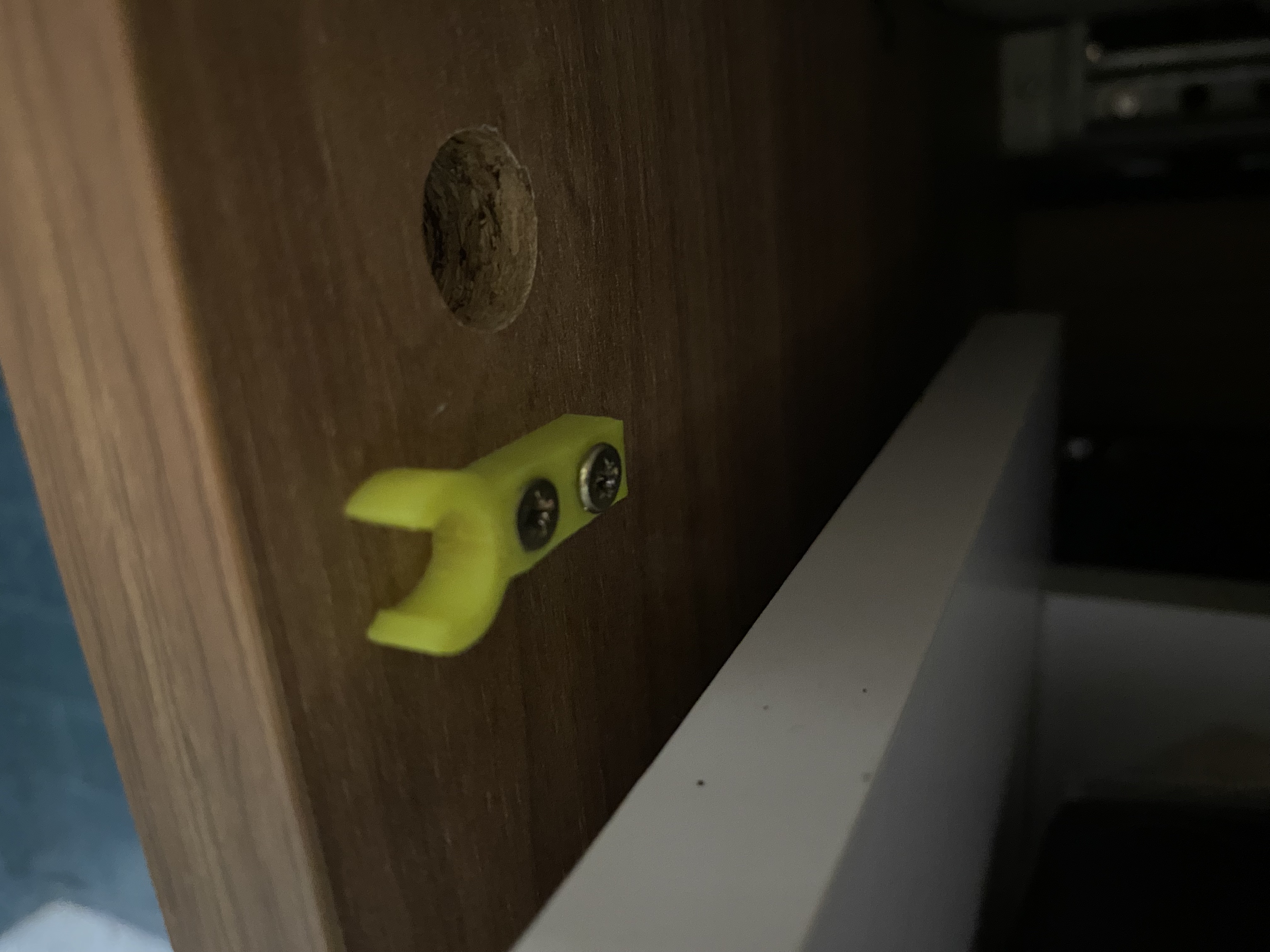 Chốt Tủ Ngăn Kéo Đơn Giản